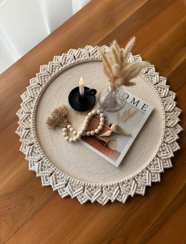 رومیزی گرد طرح دوربافت