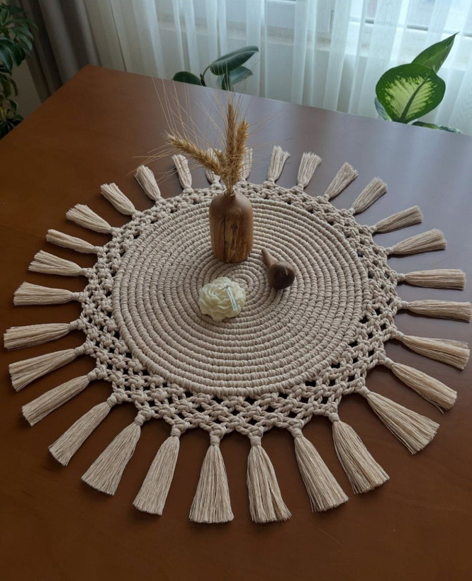 رومیزی مکرومه طرح گرد