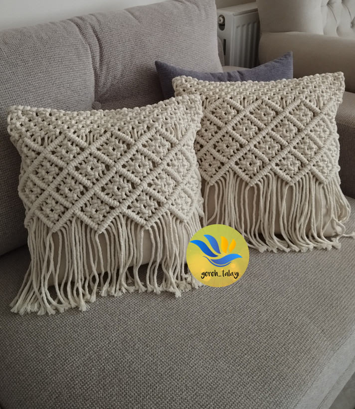 کاور کوسن مکرومه دستبافت طرح لوزی