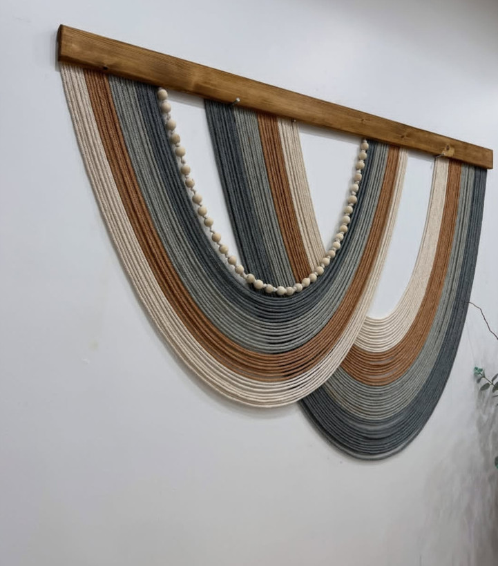 بومریس دو هلالی مکرومه طرح آذین دکوراسیون بوهو گره طلایی