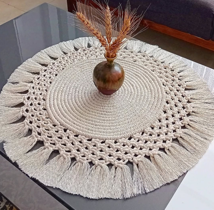 رومیزی مکرومه بافت دستبافت طرح بوهمین